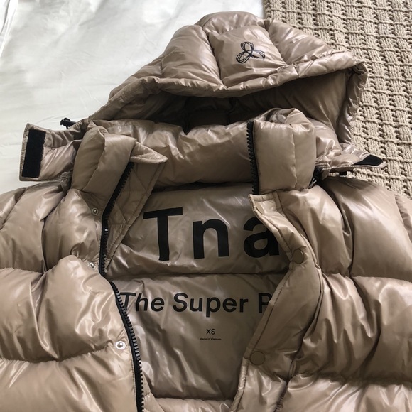 Aritzia Taupe Shiny Super Puff - Picture 3 of 3